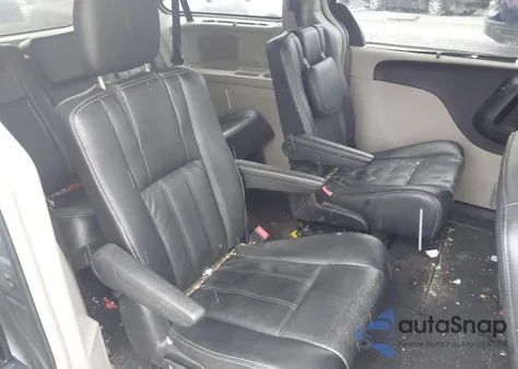 2013 Chrysler Town & Country Touring from USA, damaged, VIN 2C4RC1BG0DR821707